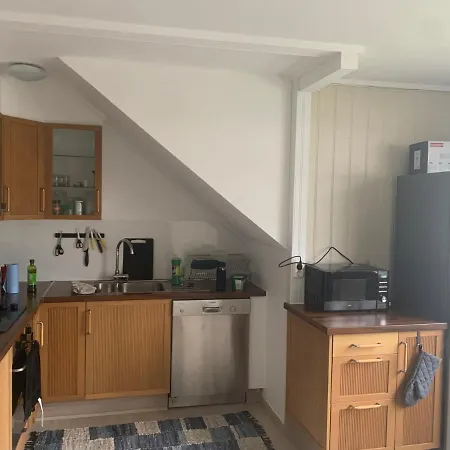 Et Rom I Midt Sentrum Guest house